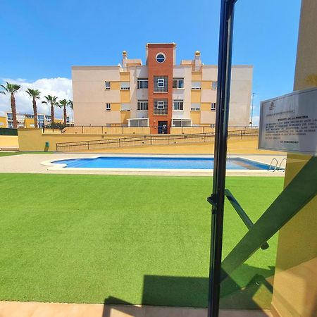 Amplia Terraza Con Piscina, Garaje Y Aire Acondicionado - By Aloha Palma Lejlighed Águilas Eksteriør billede